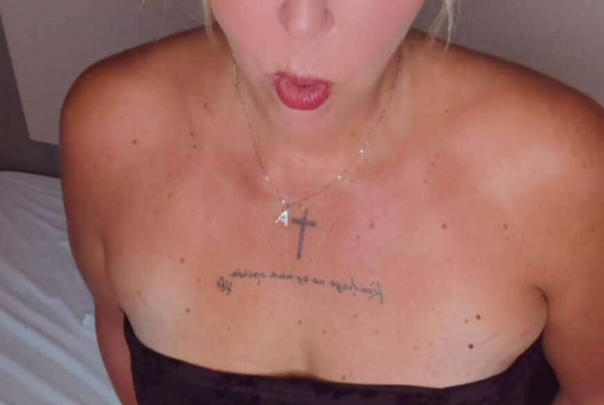 Ich war so geil in meiner Mittagspause von HotAurelie pic3