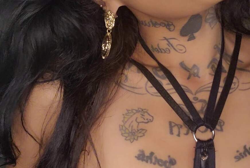 BibiDiamond: latex webcam session