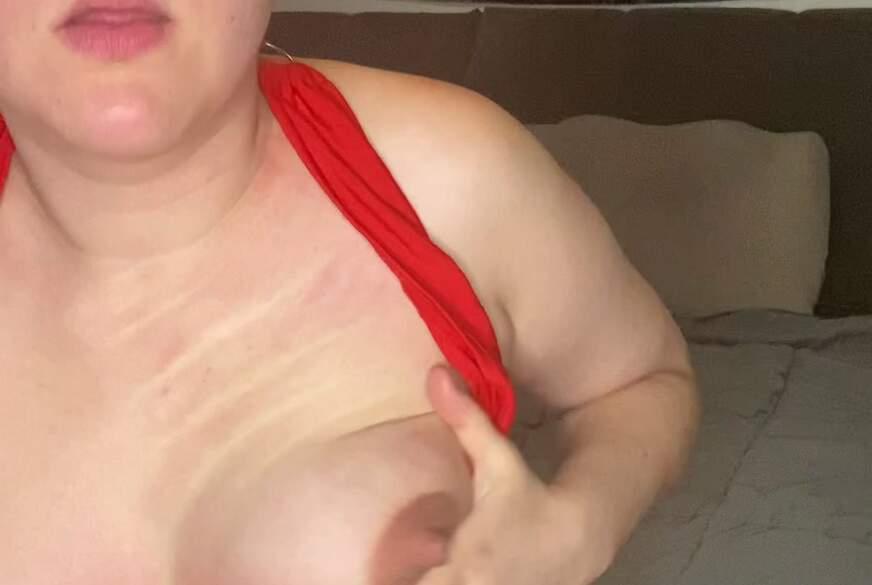 Candyszuker: Stre****l meine Titten und nimm mich!!