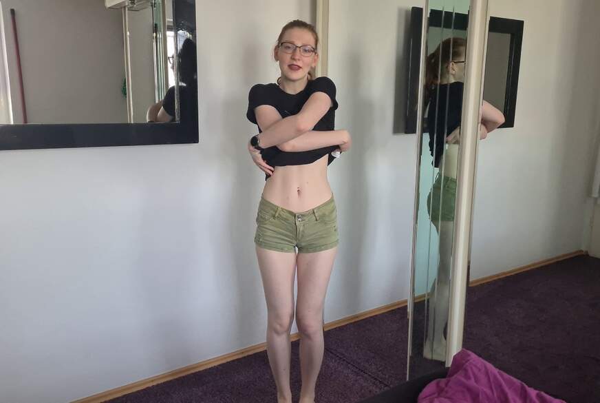 Das erste Video in Unterwäsche OMG !!!! Mach ich das wirklich ??? von FinaFoxy