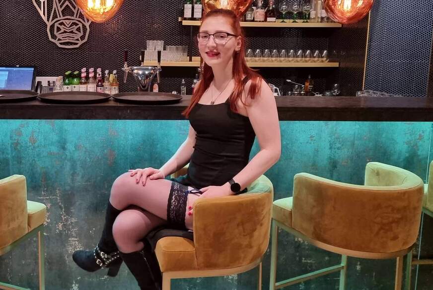 Vom User in der Bar abgeschleppt von FinaFoxy