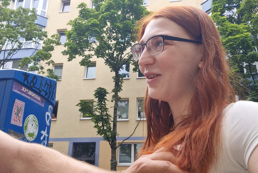 FinaFoxy: Berliner Straßen F**k!! Nach 2 Wochen ohne reiß ich mir Passanten auf!!