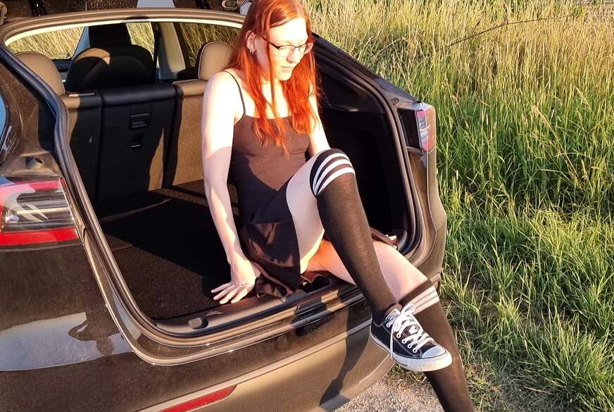 FinaFoxy: Miese Wette!!! ER will dass ich es mir draußen besorge