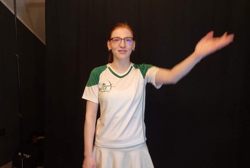 FinaFoxy: Stiefc****n hilfst du mir? Ich zeig wie gut ich b**sen kann!