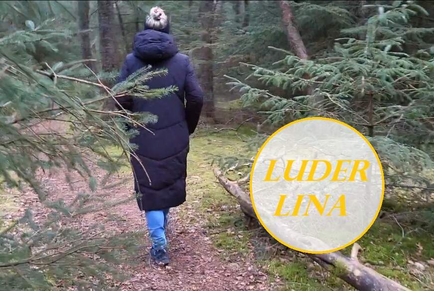 Im Wald erleichtern von L**erLina pic1