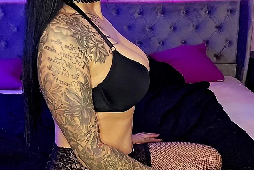 Halterlose Strümpfe und S***ps , kannst du widerstehen? von Melissahoot