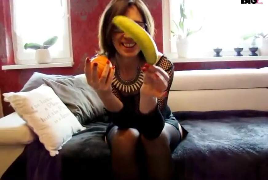 Banane in der F***e! von HotEve pic3