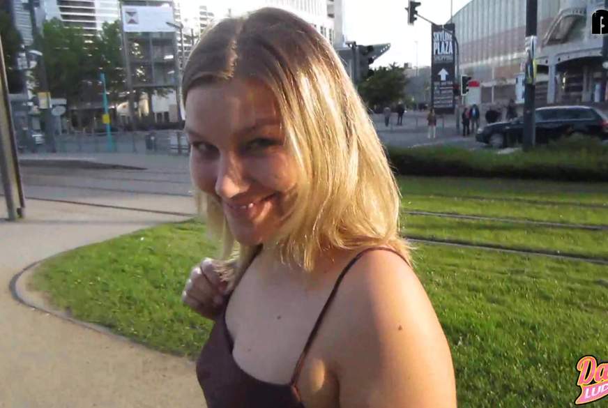 Titten und F***en-Flashing in Frankfurt von D***ysLuder pic4