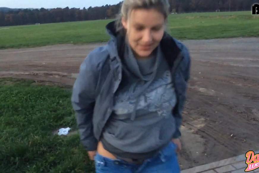 BEHAARTE F***e P**sT in der Öffentlichkeit von D***ysLuder pic3