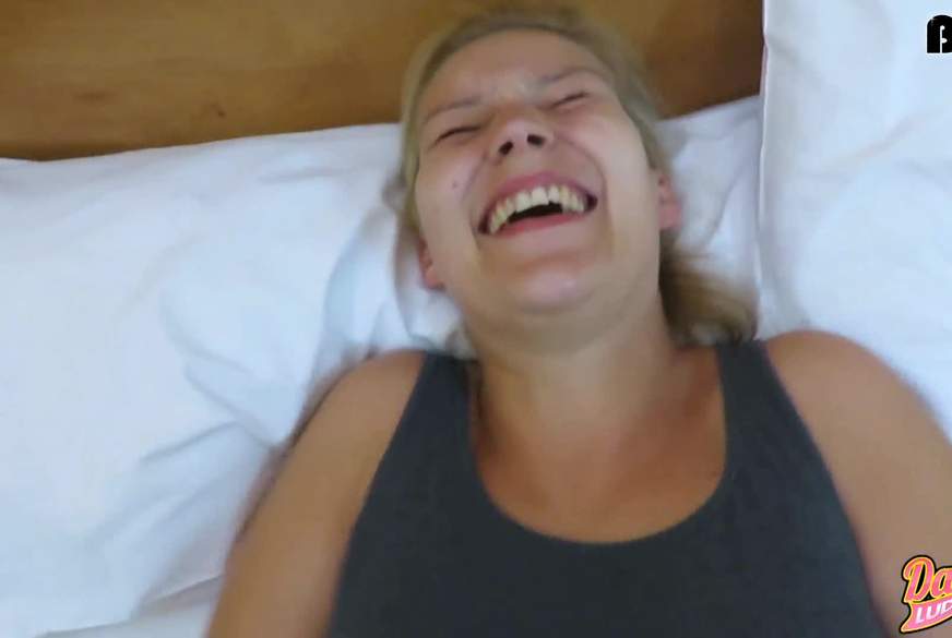 Während dem Guten Morgen F**k ins Bett g*****t von D***ysLuder pic4