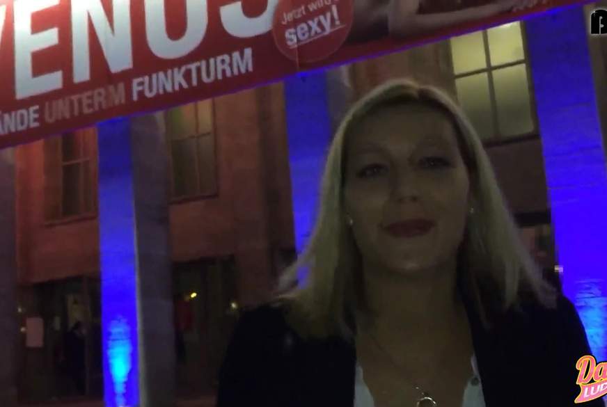 Flashing vor der Venus in Berlin! von D****sLuder pic2