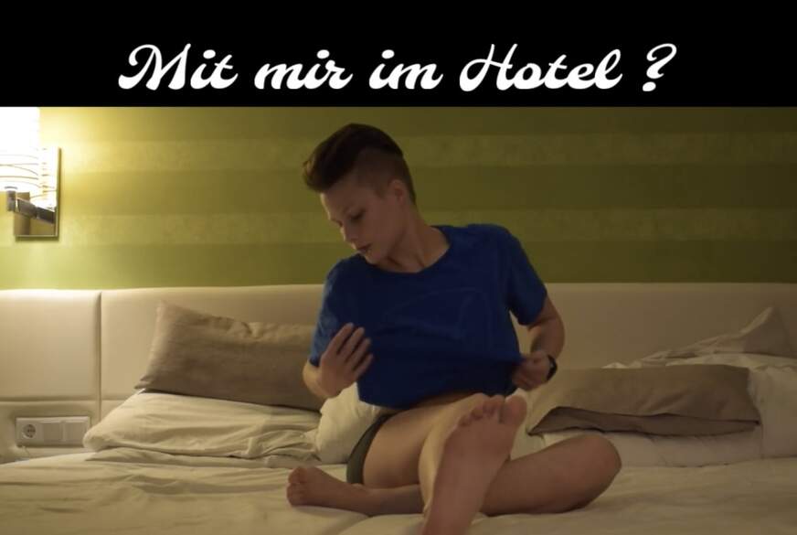 YoungKim: Mit mir im Hotel Teil 1