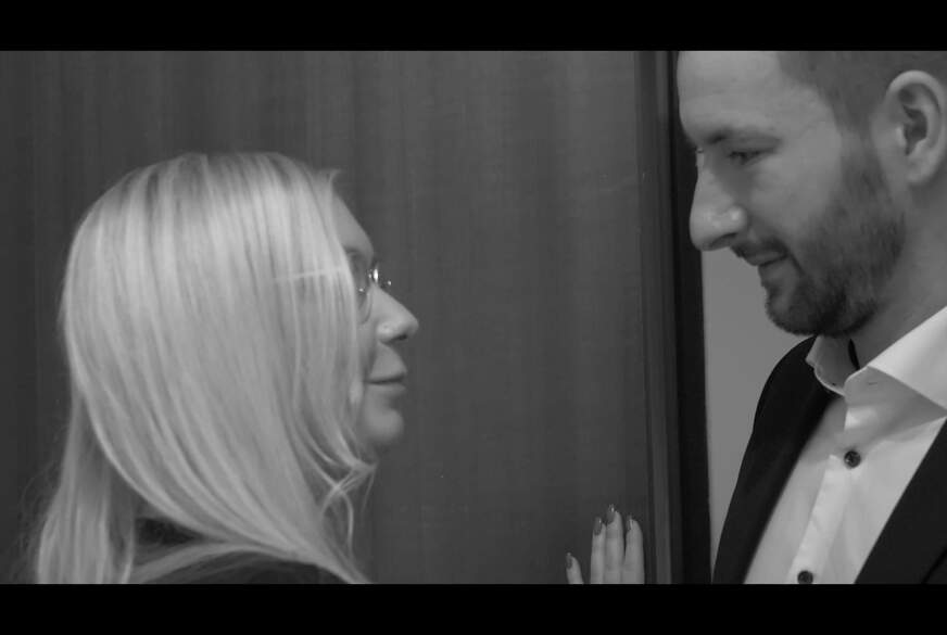 LenaNitro: Vom Callboy g*****t - Teil 1