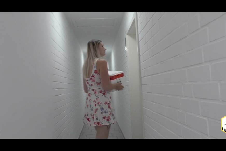 LenaNitro: SKANDAL!!!! Dildo Bestellung mal anders