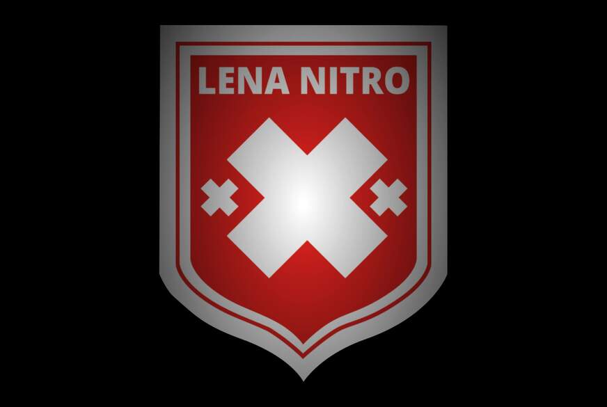 LenaNitro: Sonntags bin ich immer geil, du auch?