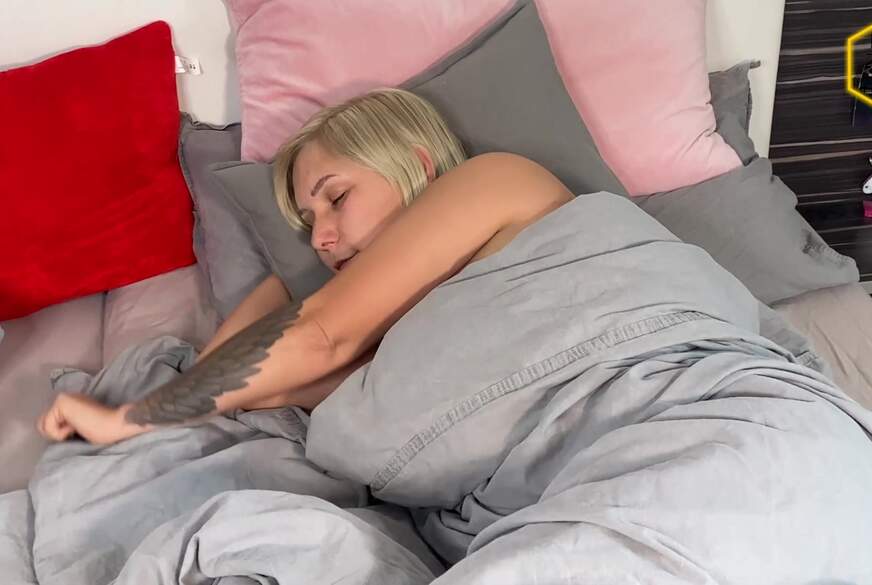 LenaNitro: F*****e Träume - Ich besorgs mir heftig!