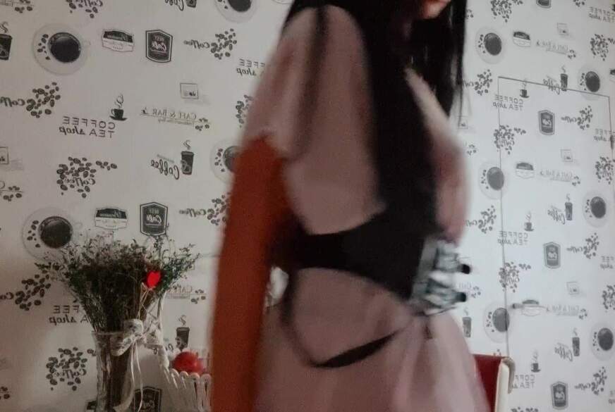 AischaJade: Sexy, kleine und versaute Katze