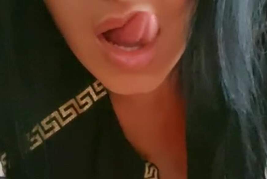 AischaJade: Spring in my p***y