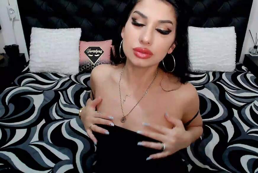 AischaJade: I am hot for you