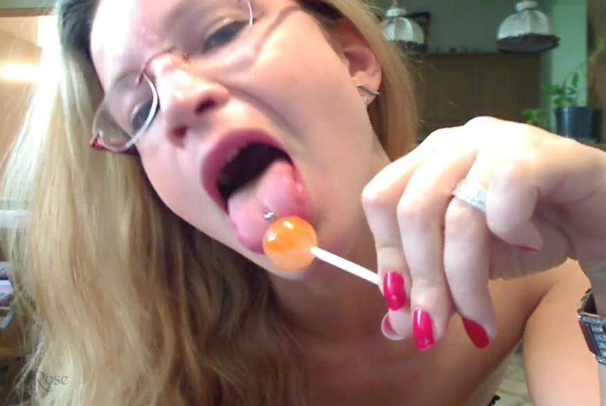 Public! Lolli in der M****i von AnnikaRose pic1