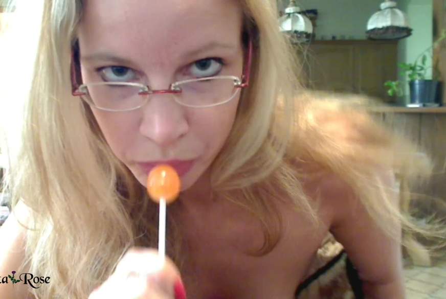 Public! Lolli in der M****i von AnnikaRose pic3