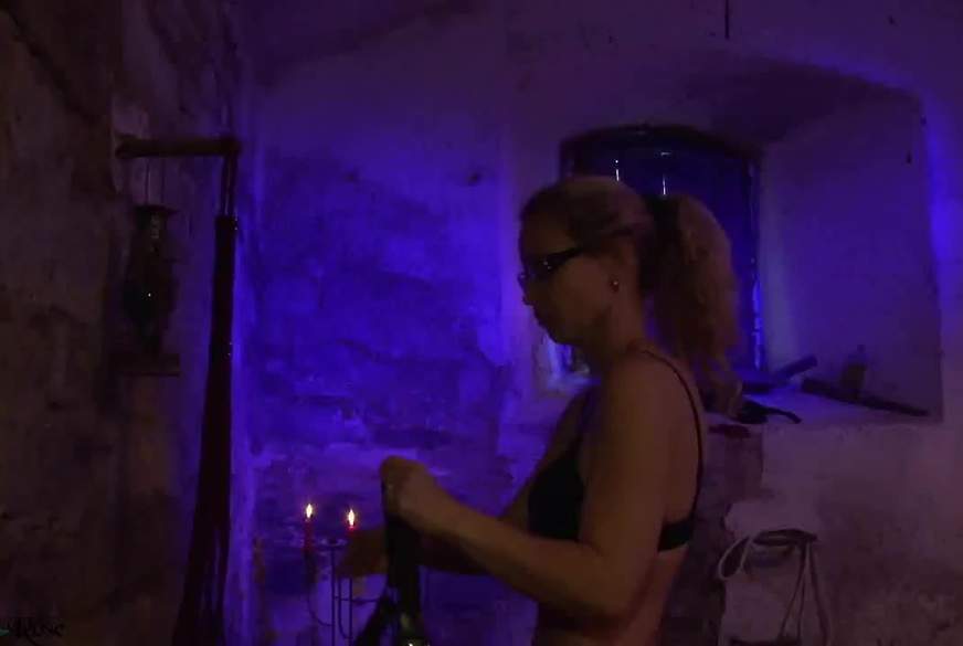 Nachbarin das erste mal g******t… von AnnikaRose pic1