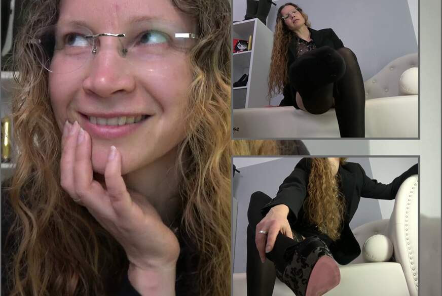 Spüre meinen Nylonfuß!   ! von AnnikaRose