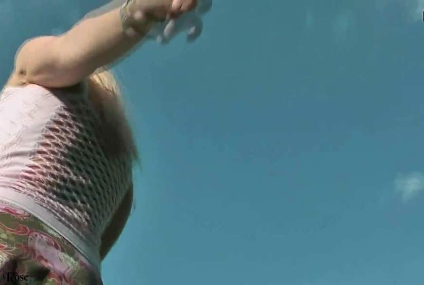 Unschuldig ins Gras g*****t! von AnnikaRose pic3