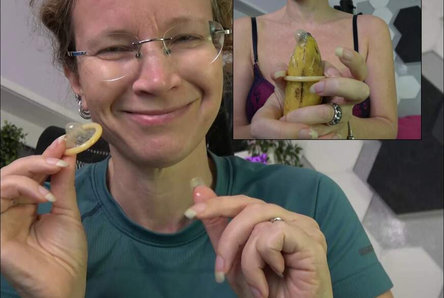 AnnikaRose: Eine d**ke, fette Banane