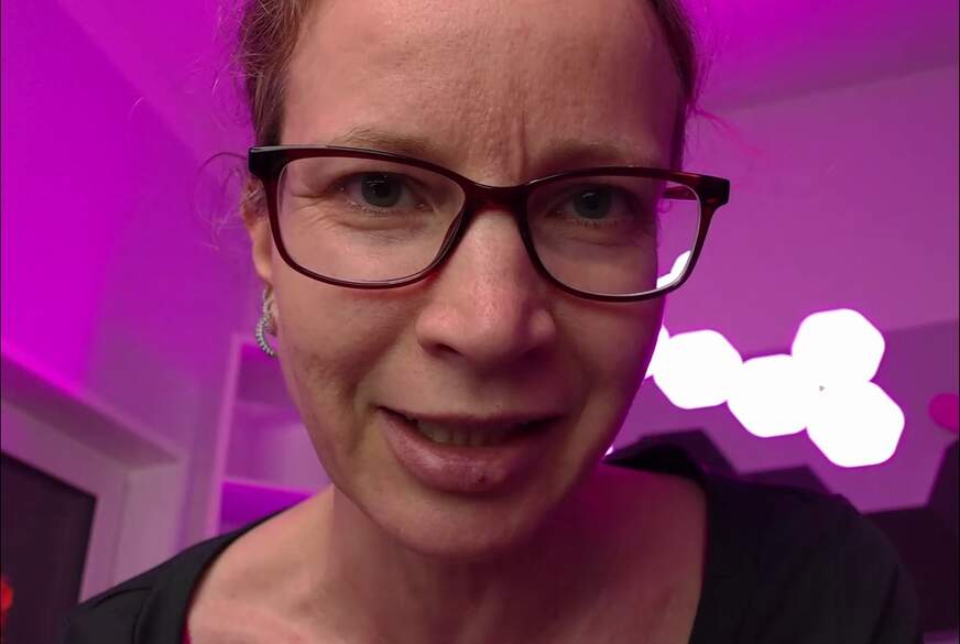 AnnikaRose: Ich b**se dich geil ab! POV