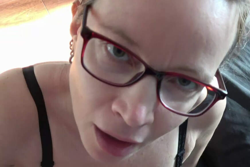 AnnikaRose: Ich saug dir alles raus!