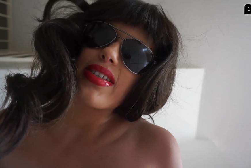 Schluck meinen Sekt von Samantha-Fuxx