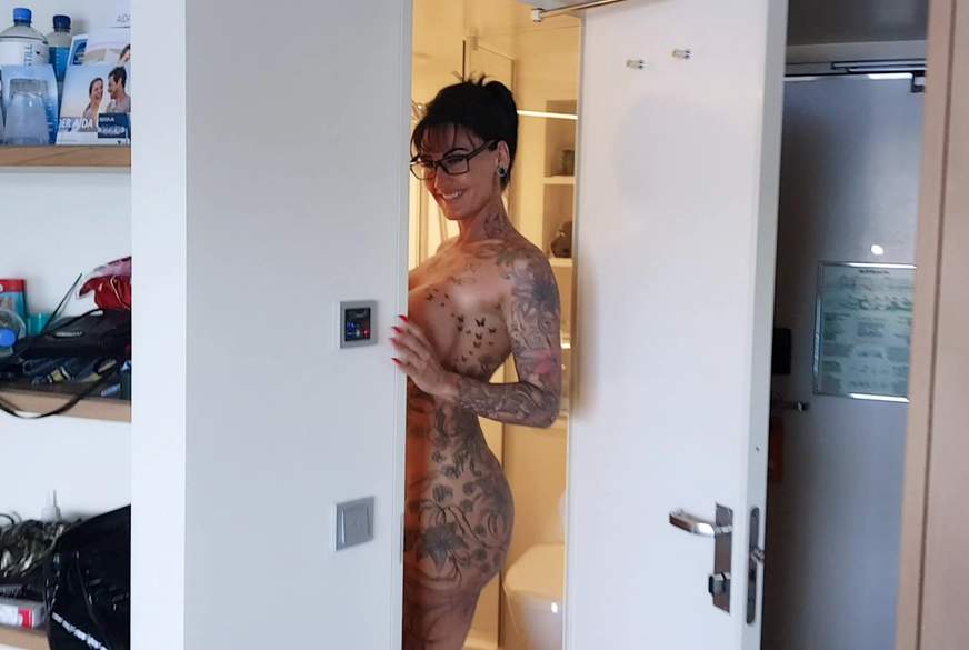 Sari-Sander: Dirty Sari...