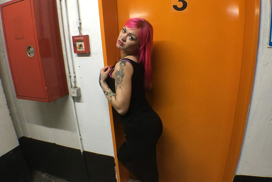 IndreBaltic: Im Parkhaus S*****z abg******n...