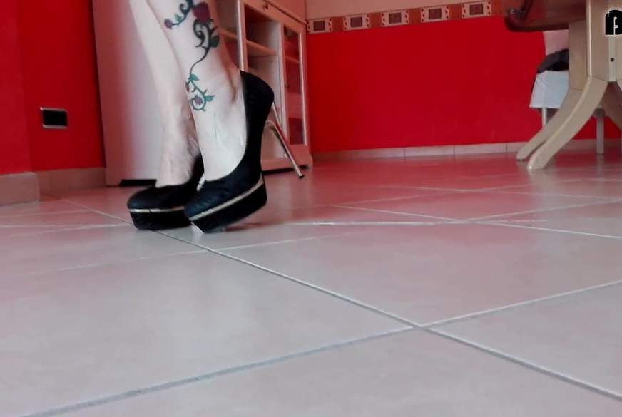 High Heels von Sandybigboobs pic3