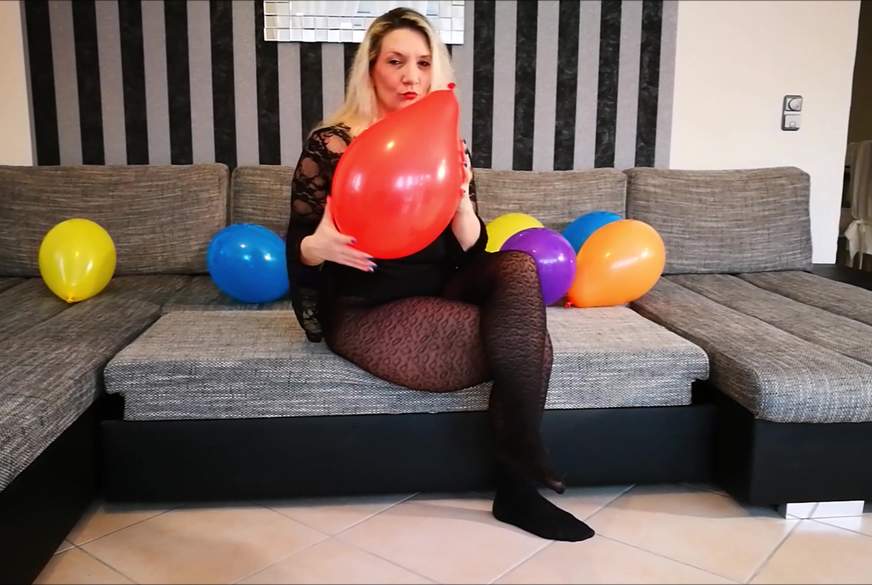 Ballonfetischvideo von Sandybigboobs pic3