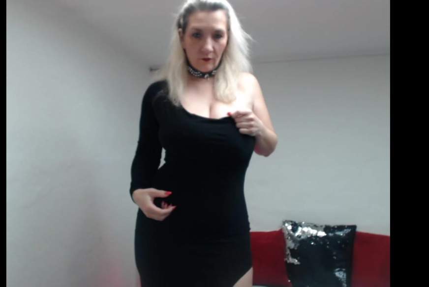 heisse Privatshow im kleinen schwarzen  geiler F***enf**k in Nahaufnahme von Sandybigboobs pic4