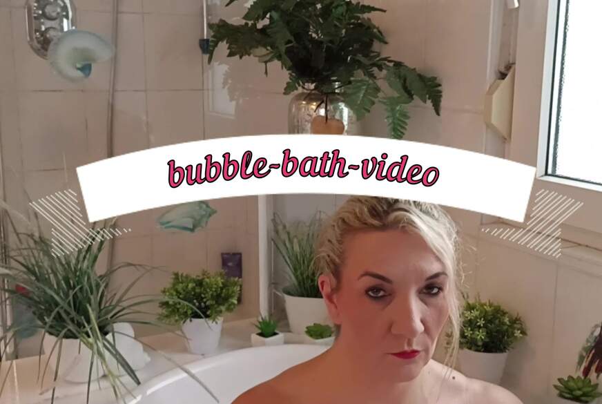 bubble-bath-video von Sandybigboobs pic1