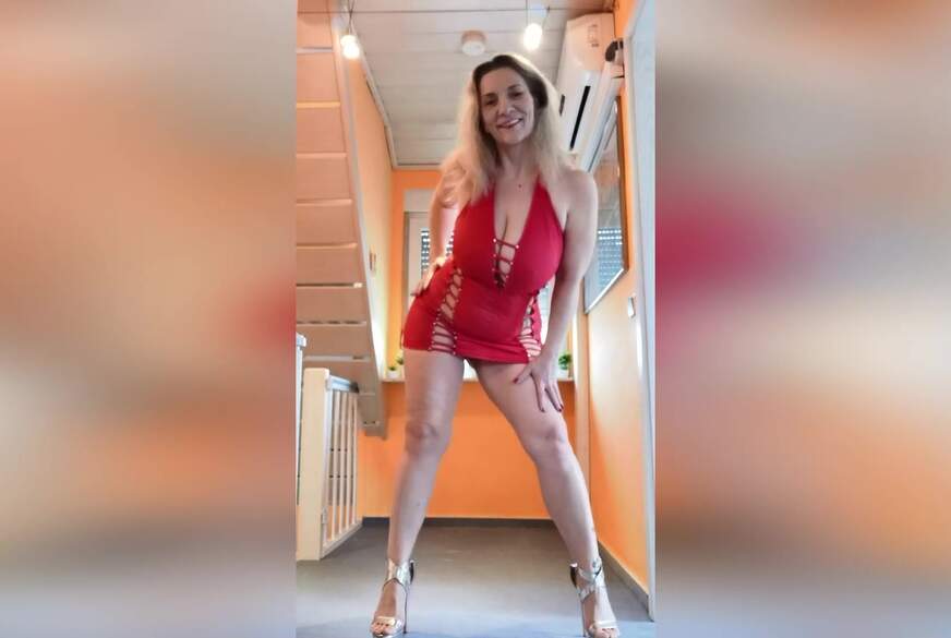 red hot and sexy hot MILF von Sandybigboobs pic3