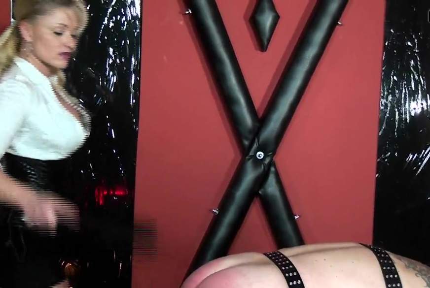 Spezial Treatment 1 von Lady-Cynthia pic2