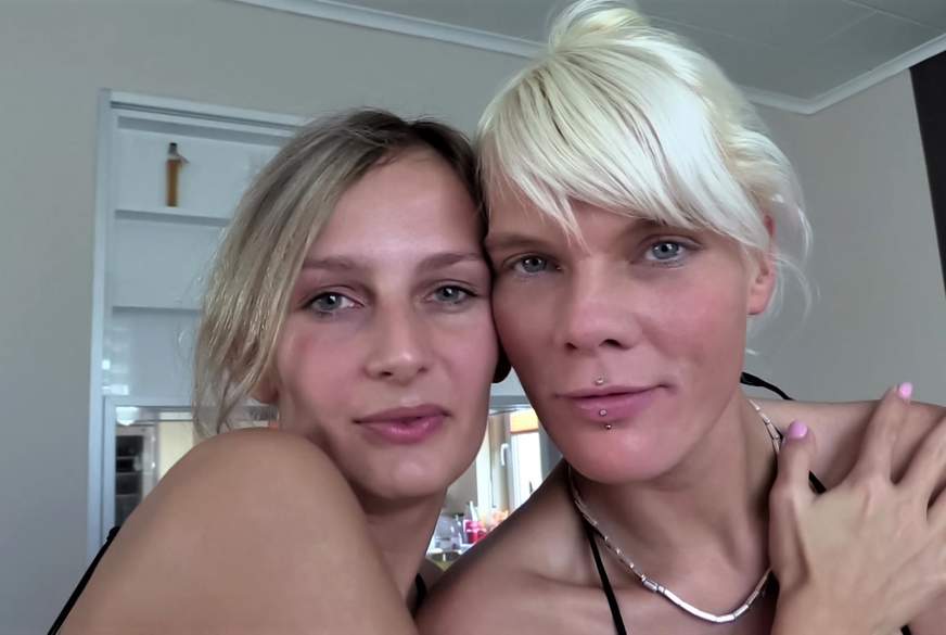 Stacy-Lou: Heiße Lesbospiele mit Jenny Smart