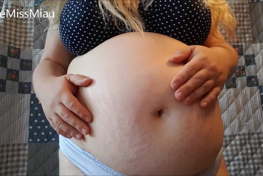 sexy d**ker runder Bauch von LittleMissMiau pic1