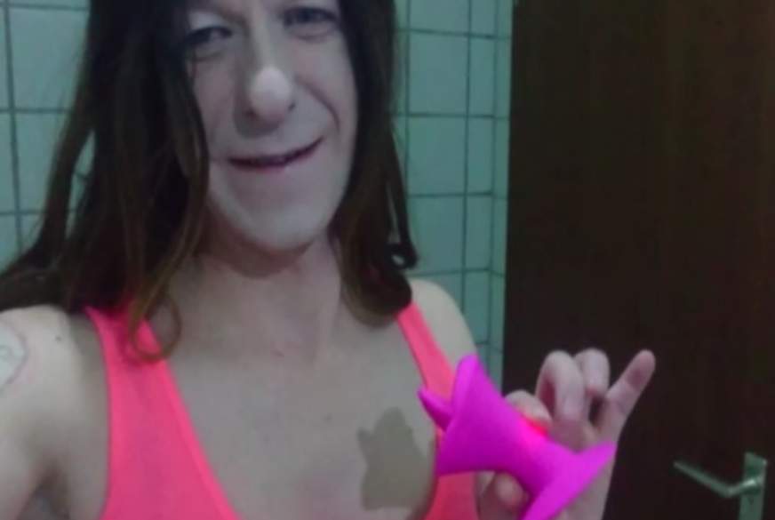 SteckersuchtDose: Zungenvibrator meiner Freundin gefunden und getestet!