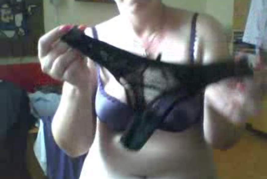 Esina31: Slip in p***y