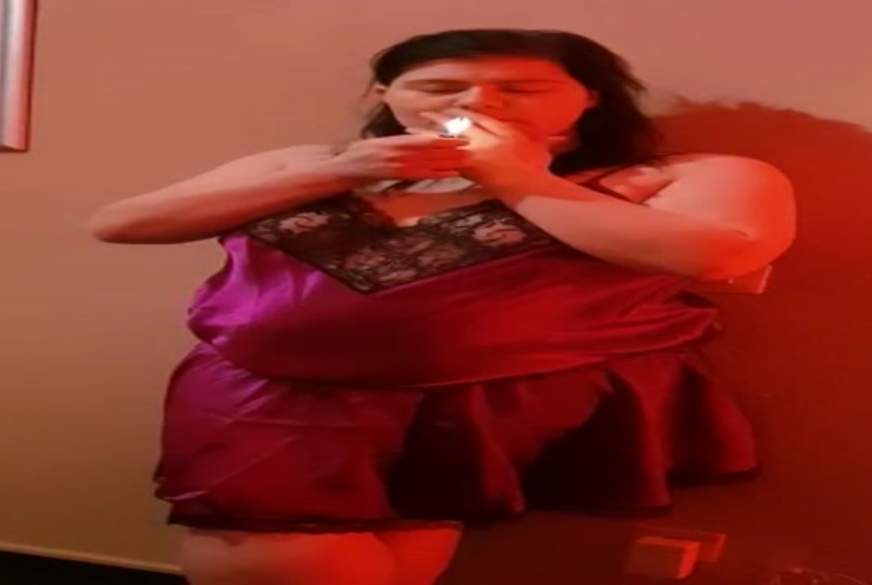 rauch und ausziehvideo sehr geil von LenaDreams pic4