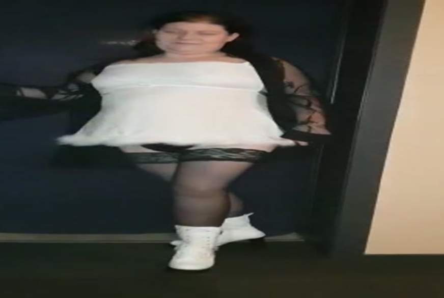 LenaDreams: Striptease mal ganz anders