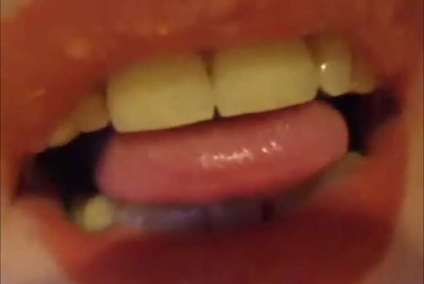 Meine Lippen und Zunge von majka*a pic2