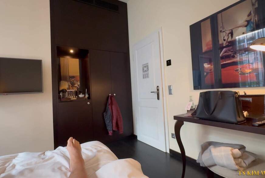 TSLadyKimWagner: POV... ich lasse mich h**t im Hotel d*********n!