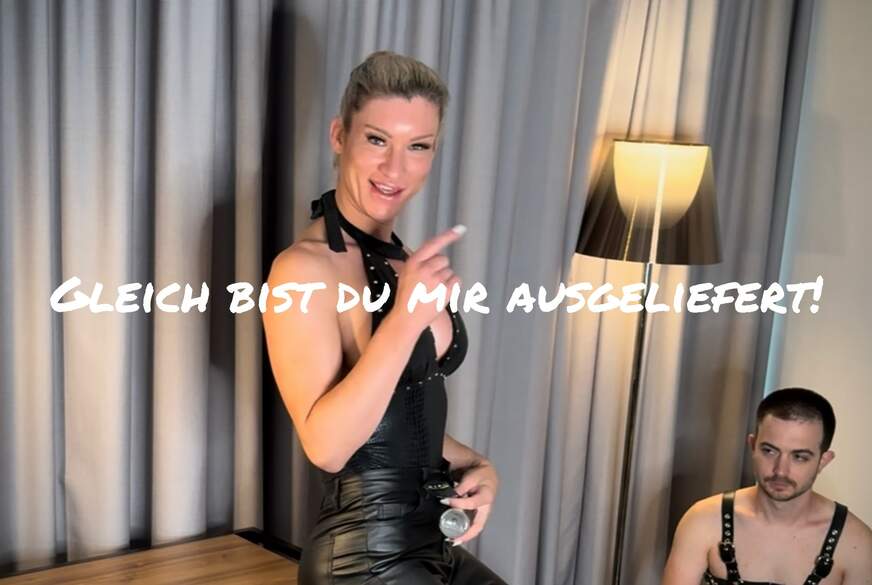 TSLadyKimWagner: TS Kim Wagner - Mit Vollgfas in sein enges A*******h