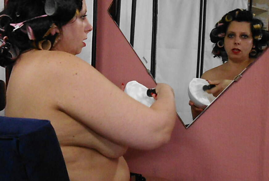 Hot-Angel: Rasiere  und an den Titten  spielen.
